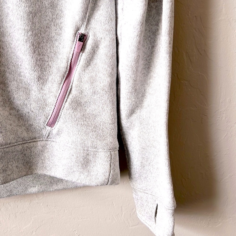 Old Navy Active Pullover - Picture 2 of 4
